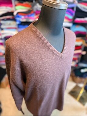 Vintage Men's V-Neck Chocolate Brown Cashmere Sweater